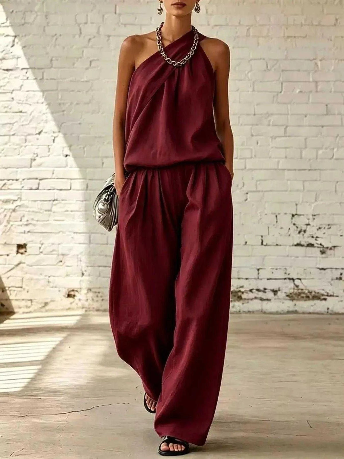 Full Size Sleeveless Top and Wide-Leg Pants Set Plus Size Luxe Curves Plus Size Fashion