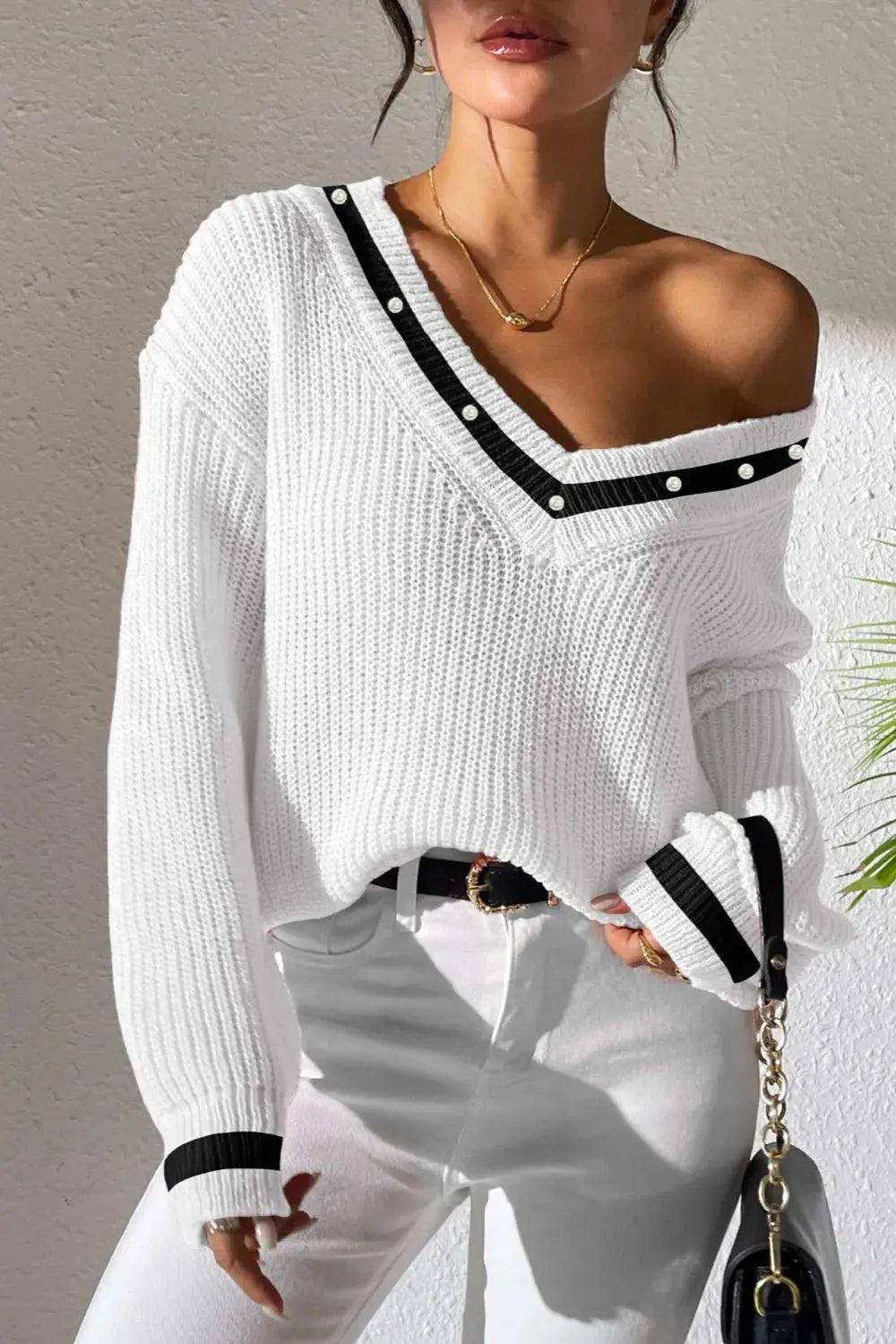 Contrast Trim V-Neck Long Sleeve Sweater Luxe Curves Plus Size Fashion