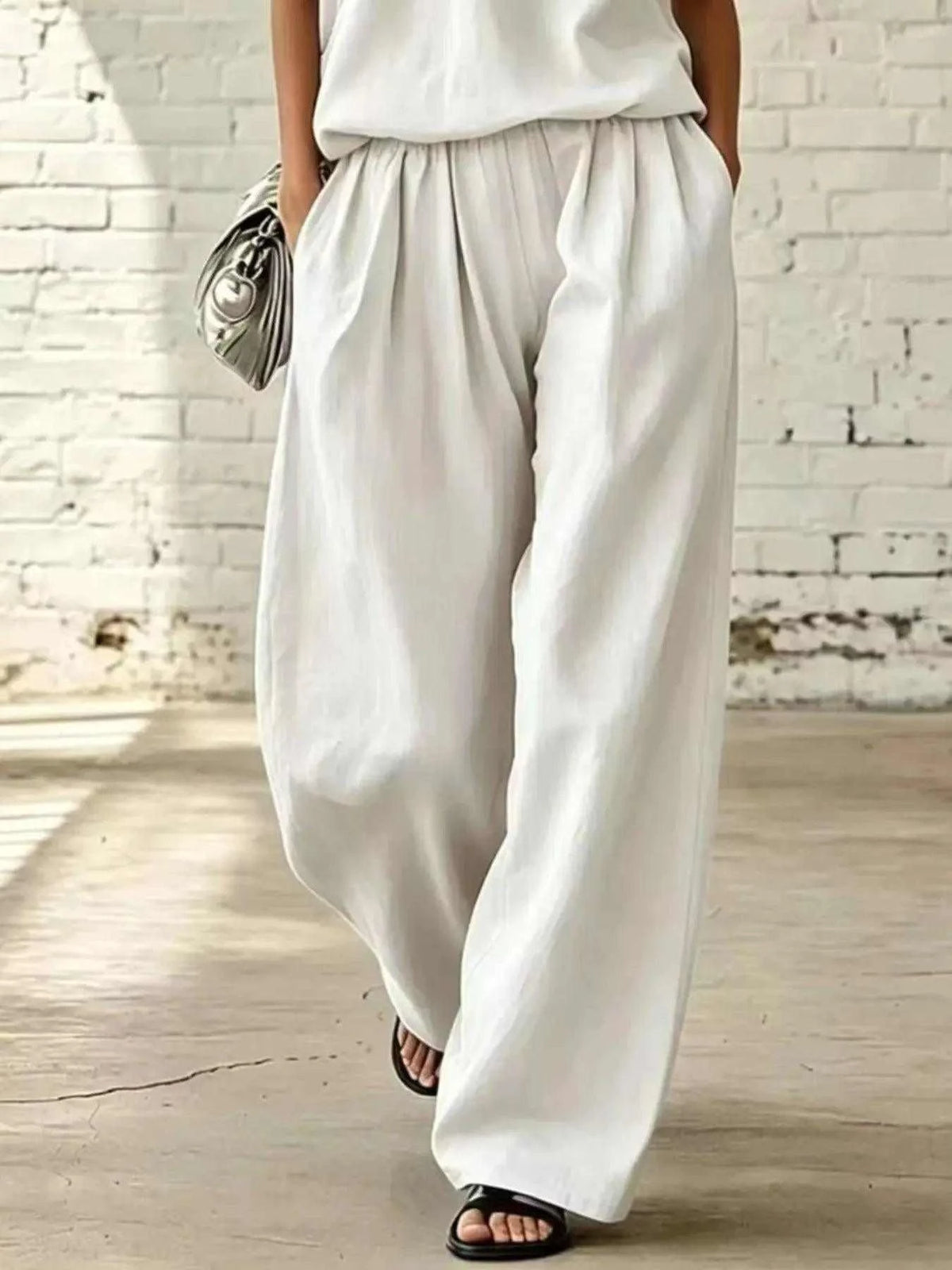 Full Size Sleeveless Top and Wide-Leg Pants Set Plus Size Luxe Curves Plus Size Fashion