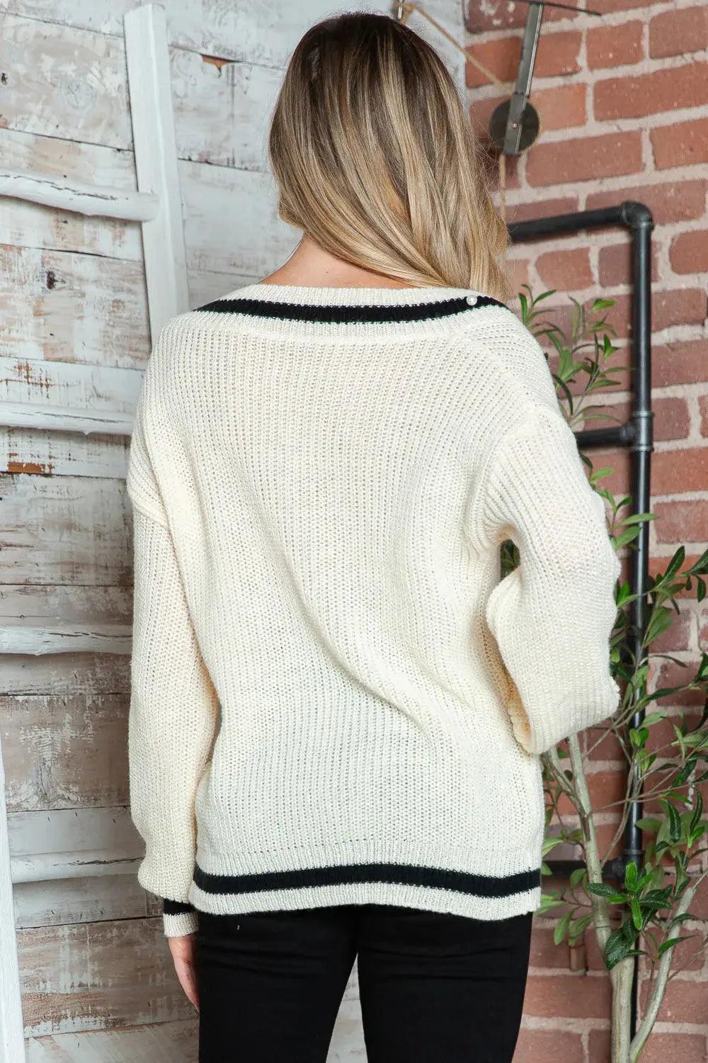 Contrast Trim V-Neck Long Sleeve Sweater Luxe Curves Plus Size Fashion